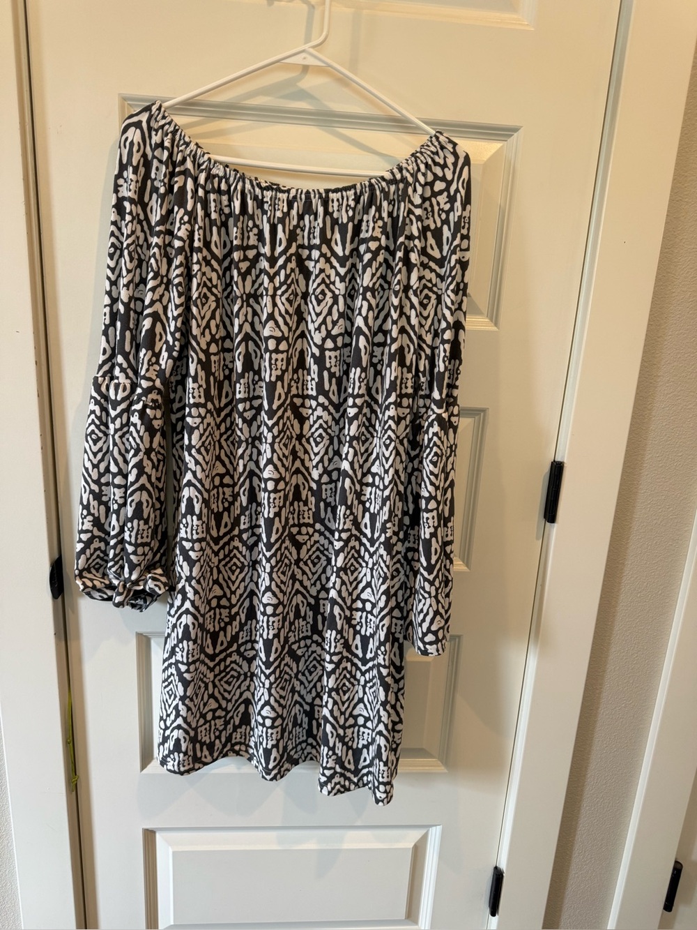 west|loop Black and White Printed Off-Shoulder Dress